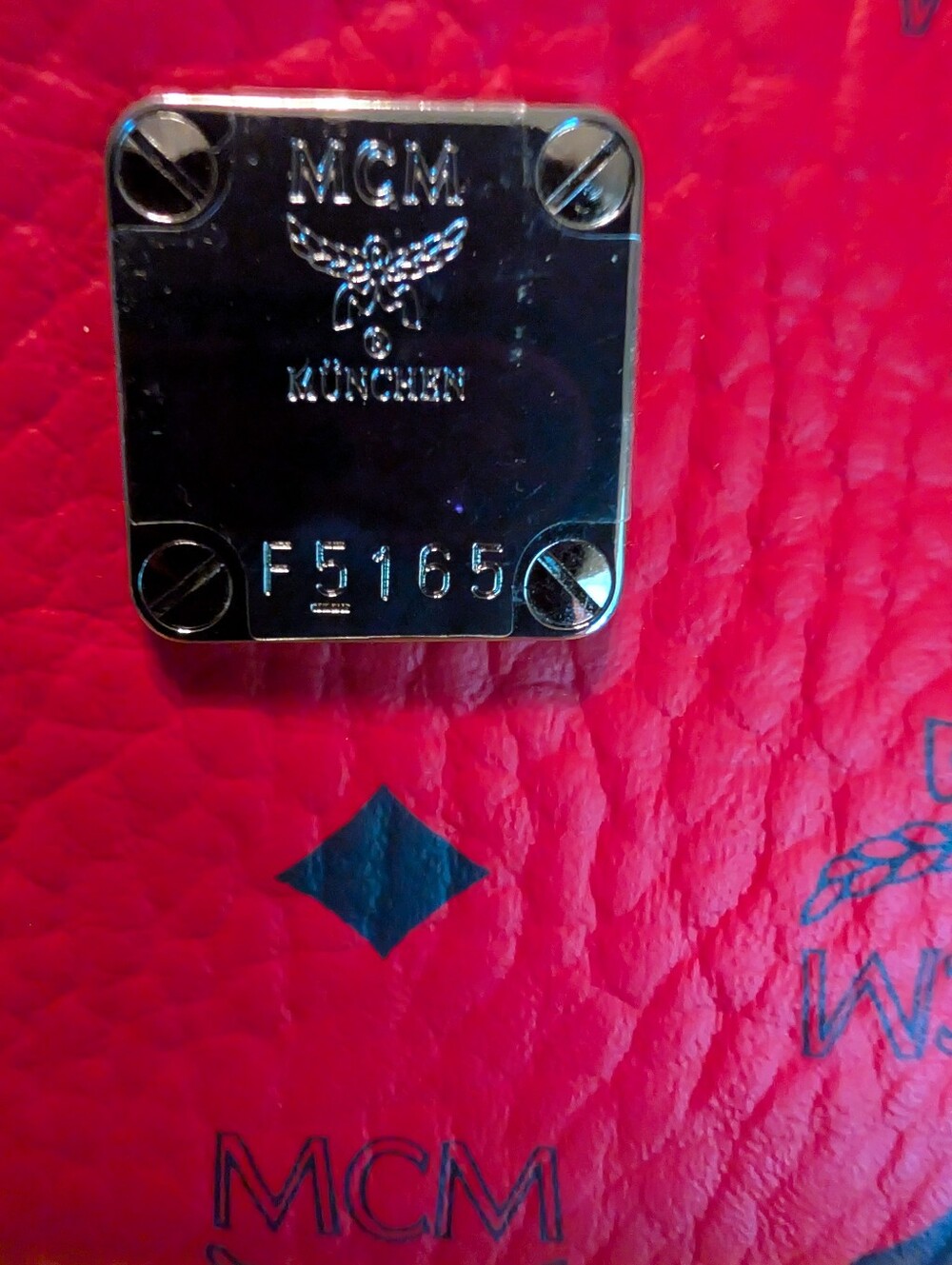 NWT MCM Aren Logo Print Shoulder Bag - Picture 7 of 11